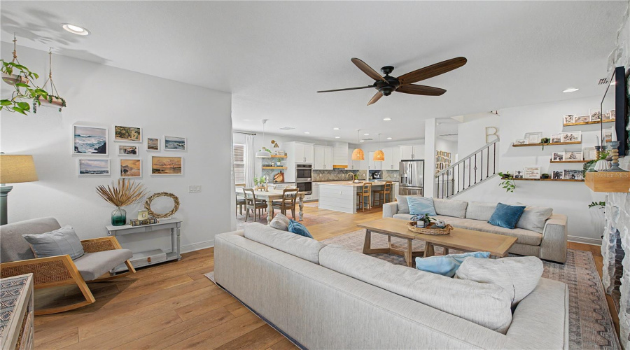 Lutz, Florida 33558, 5 Bedroom Bedrooms, ,3 Bathroombathrooms,Residential,For Sale,Breynia,0,Mfrp4939593