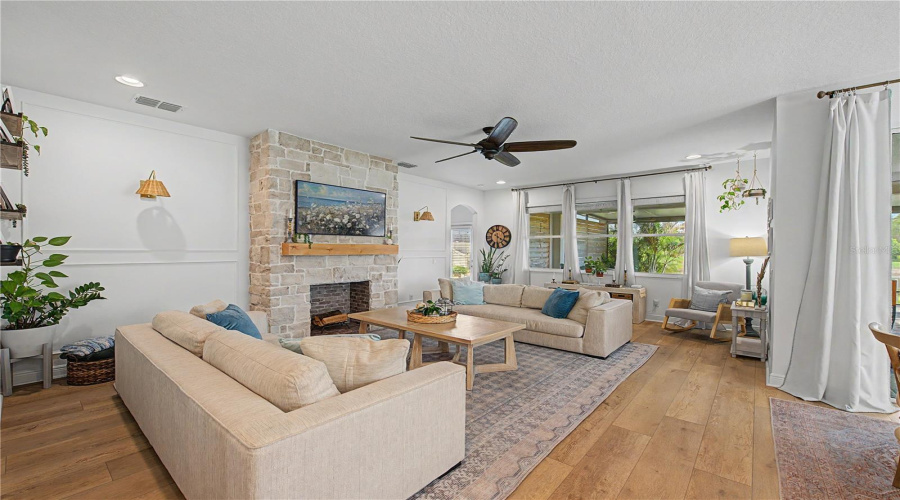 Lutz, Florida 33558, 5 Bedroom Bedrooms, ,3 Bathroombathrooms,Residential,For Sale,Breynia,0,Mfrp4939593