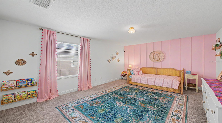 Lutz, Florida 33558, 5 Bedroom Bedrooms, ,3 Bathroombathrooms,Residential,For Sale,Breynia,0,Mfrp4939593
