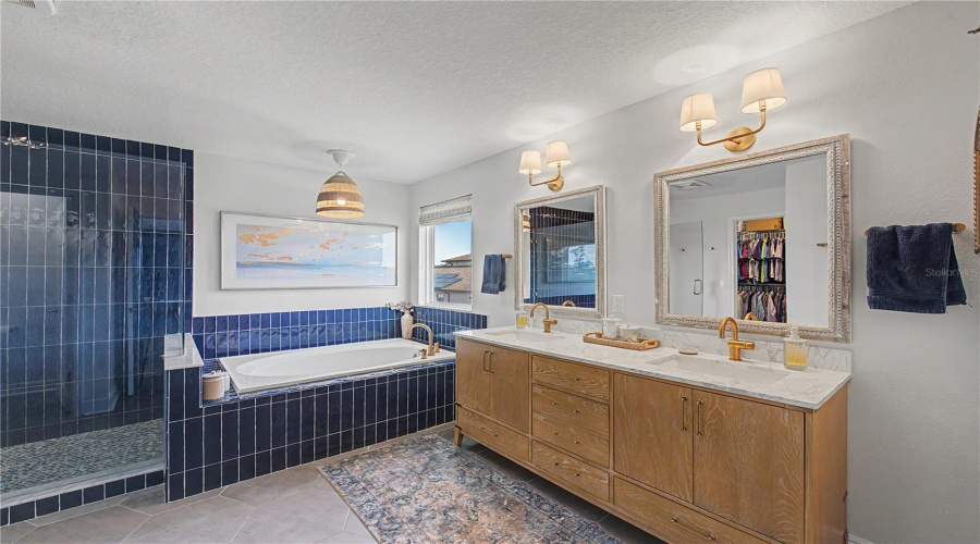 Lutz, Florida 33558, 5 Bedroom Bedrooms, ,3 Bathroombathrooms,Residential,For Sale,Breynia,0,Mfrp4939593