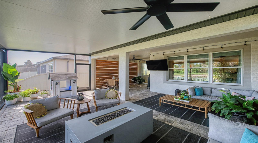 Lutz, Florida 33558, 5 Bedroom Bedrooms, ,3 Bathroombathrooms,Residential,For Sale,Breynia,0,Mfrp4939593