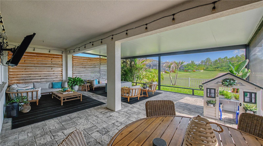 Lutz, Florida 33558, 5 Bedroom Bedrooms, ,3 Bathroombathrooms,Residential,For Sale,Breynia,0,Mfrp4939593