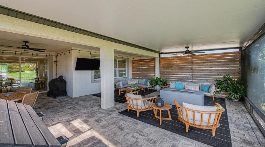 Lutz, Florida 33558, 5 Bedroom Bedrooms, ,3 Bathroombathrooms,Residential,For Sale,Breynia,0,Mfrp4939593
