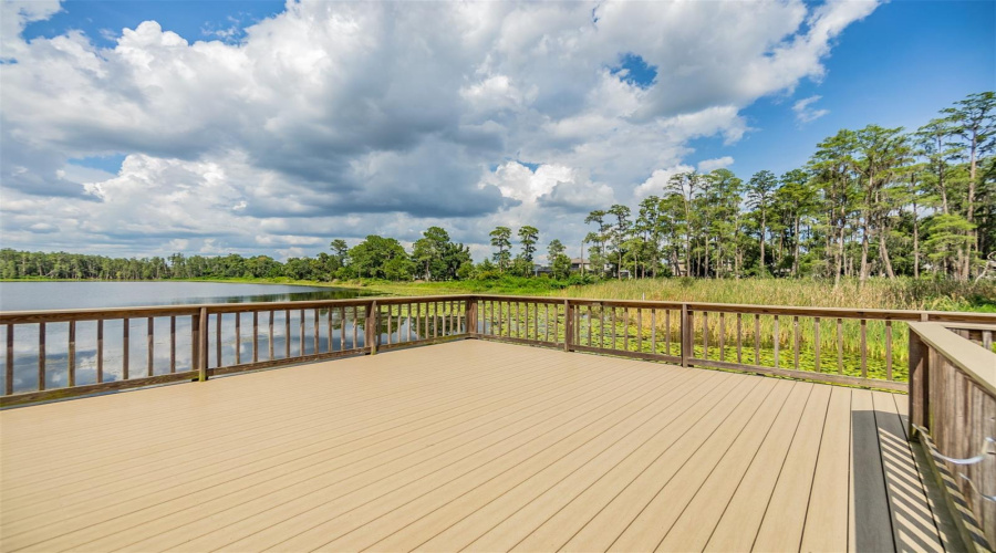 Lutz, Florida 33558, 5 Bedroom Bedrooms, ,3 Bathroombathrooms,Residential,For Sale,Breynia,0,Mfrp4939593