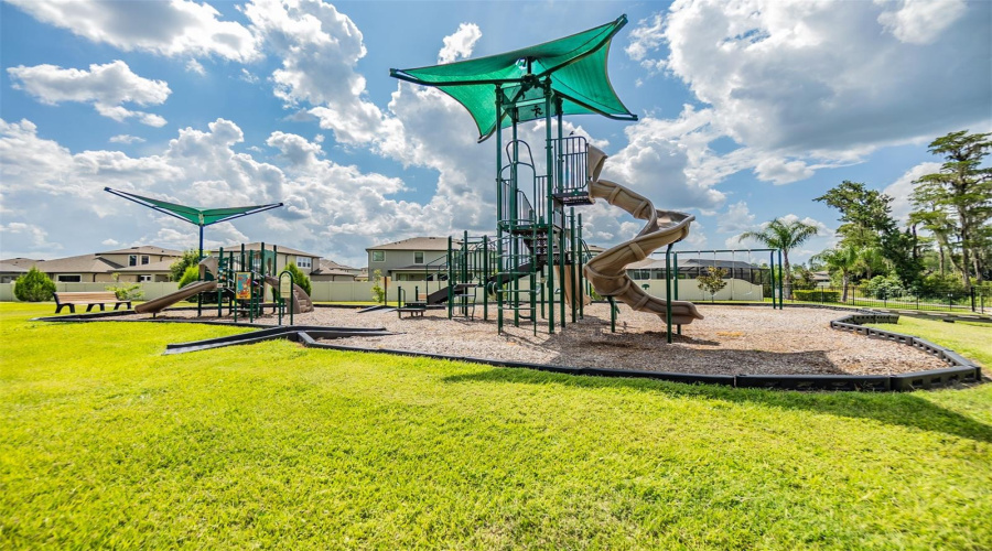 Lutz, Florida 33558, 5 Bedroom Bedrooms, ,3 Bathroombathrooms,Residential,For Sale,Breynia,0,Mfrp4939593