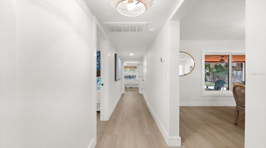 Clearwater Beach, Florida 33767, 3 Bedroom Bedrooms, ,3 Bathroombathrooms,Residential,For Sale,Bay Esplanade,0,Mfrtb8509329