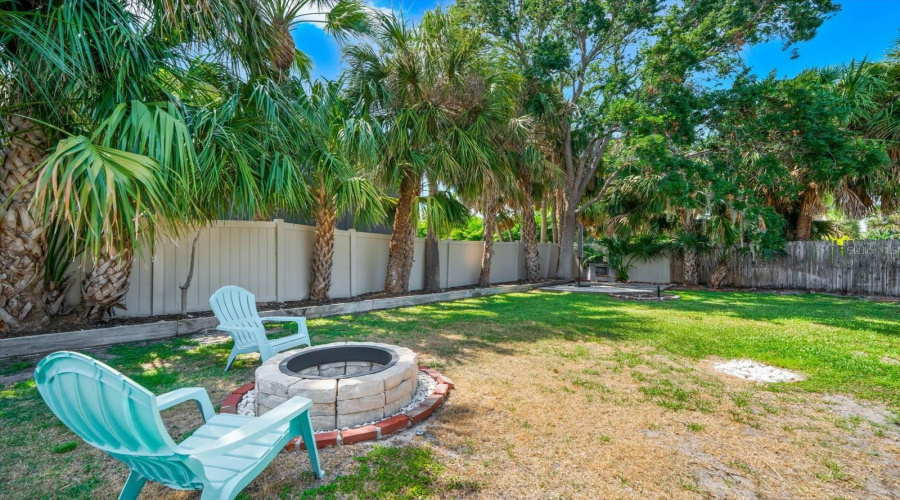 Clearwater Beach, Florida 33767, 3 Bedroom Bedrooms, ,3 Bathroombathrooms,Residential,For Sale,Bay Esplanade,0,Mfrtb8509329