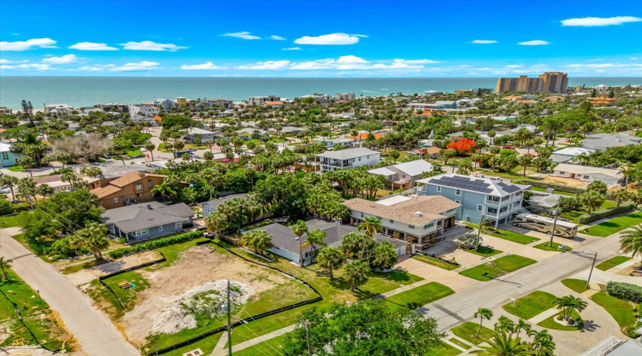 Clearwater Beach, Florida 33767, 3 Bedroom Bedrooms, ,3 Bathroombathrooms,Residential,For Sale,Bay Esplanade,0,Mfrtb8509329