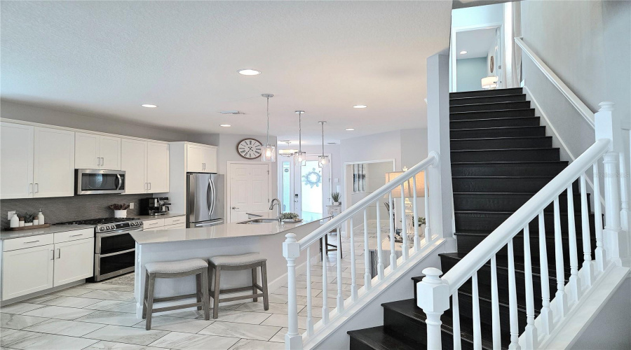 Apollo Beach, Florida 33572, 3 Bedroom Bedrooms, ,3 Bathroombathrooms,Residential,For Sale,Milestone,0,Mfrtb8536251