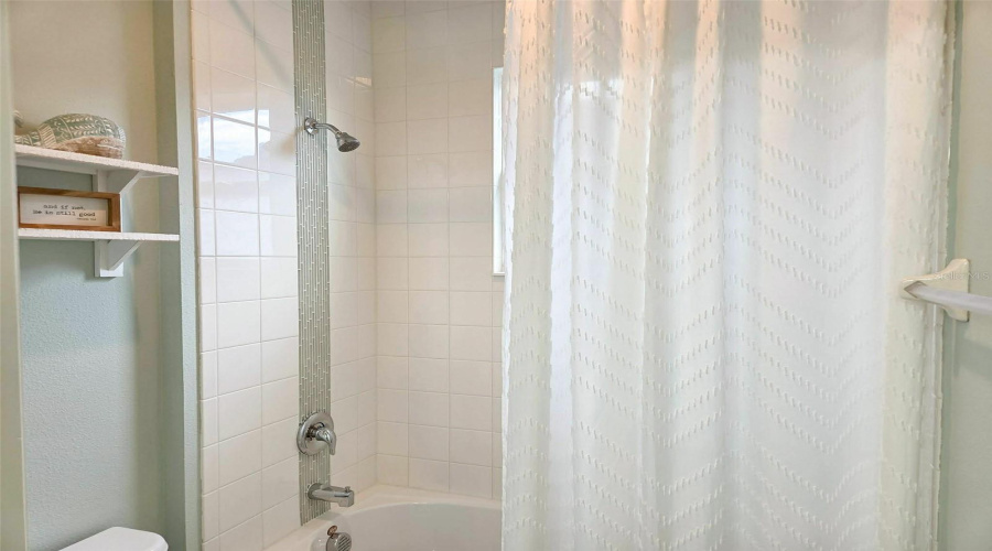 Upstairs Full Bath