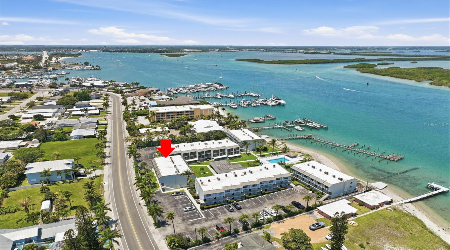 Hutchinson Island, Florida 34949, 2 Bedroom Bedrooms, ,2 Bathroombathrooms,Residential,For Sale,Seaway,0,Mfrs5149722