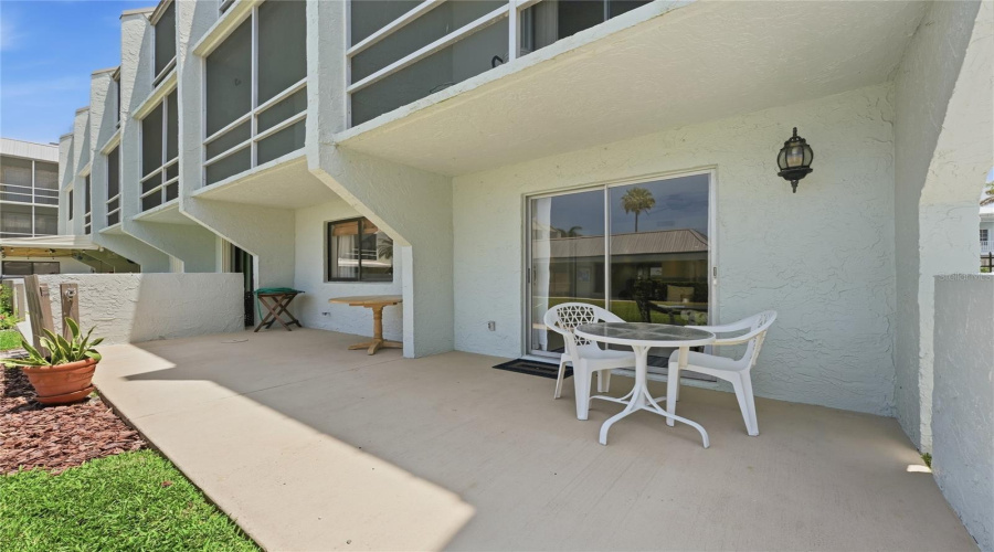 25 X 8 Foot Patio