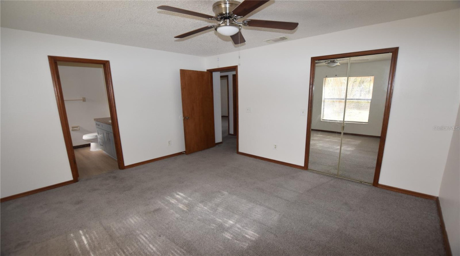 Deltona, Florida 32738, 3 Bedroom Bedrooms, ,2 Bathroombathrooms,Residential,For Sale,Derby,0,Mfro6391422