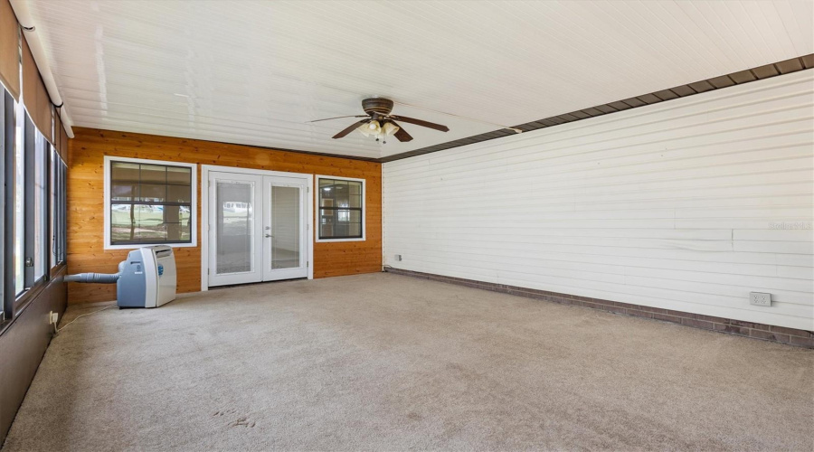 Lady Lake, Florida 32159, 2 Bedroom Bedrooms, ,2 Bathroombathrooms,Residential,For Sale,Schwartz,0,Mfrg5116448