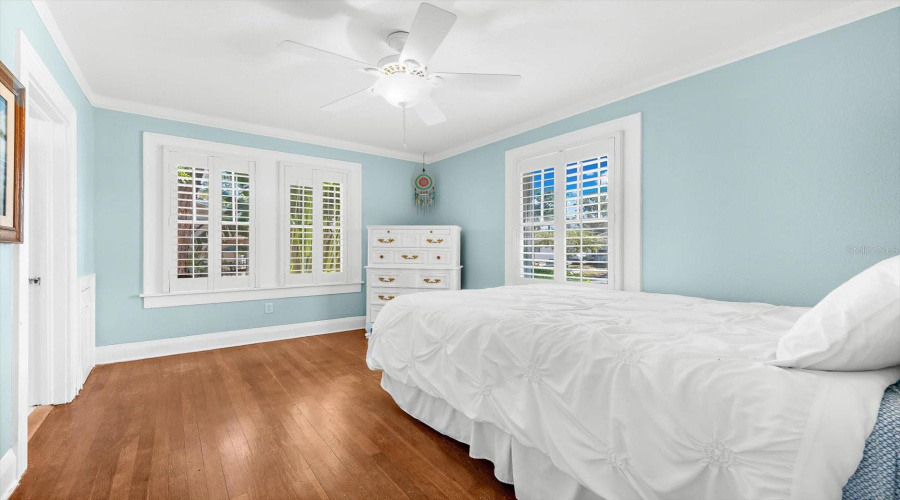 Bradenton, Florida 34205, 2 Bedroom Bedrooms, ,2 Bathroombathrooms,Residential,For Sale,8Th,0,Mfra4681182