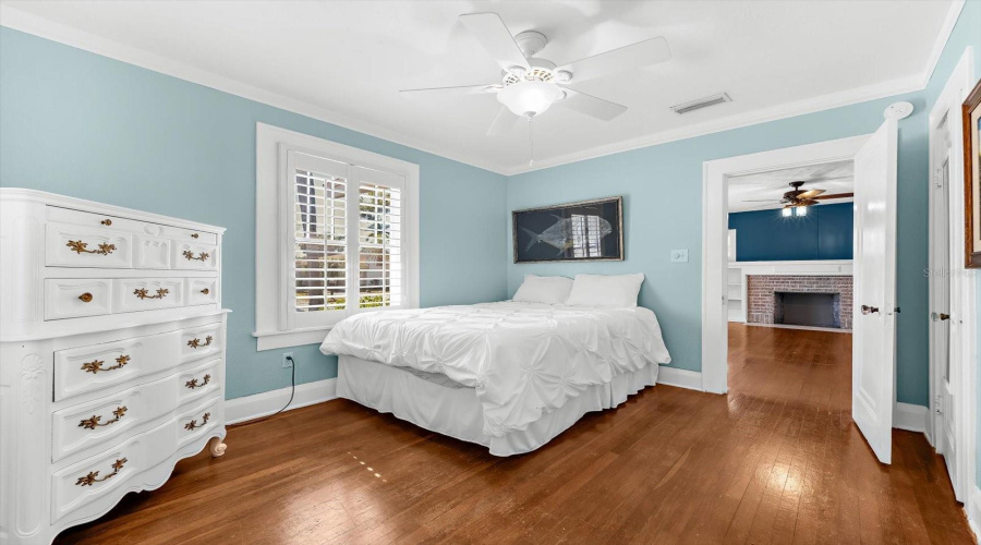 Bradenton, Florida 34205, 2 Bedroom Bedrooms, ,2 Bathroombathrooms,Residential,For Sale,8Th,0,Mfra4681182