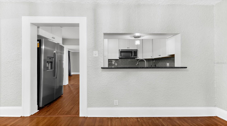 Bradenton, Florida 34205, 2 Bedroom Bedrooms, ,2 Bathroombathrooms,Residential,For Sale,8Th,0,Mfra4681182