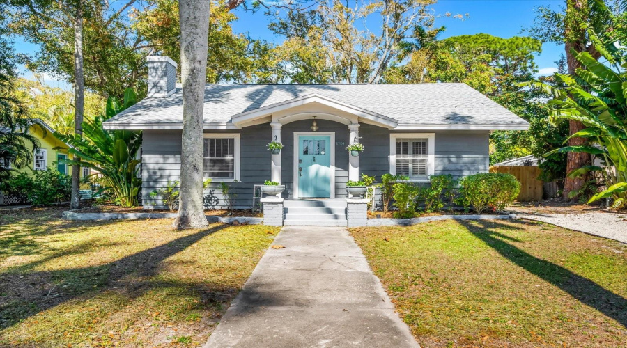 Bradenton, Florida 34205, 2 Bedroom Bedrooms, ,2 Bathroombathrooms,Residential,For Sale,8Th,0,Mfra4681182