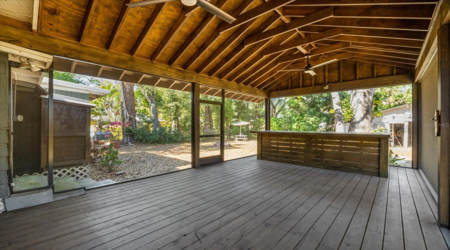 Bradenton, Florida 34205, 2 Bedroom Bedrooms, ,2 Bathroombathrooms,Residential,For Sale,8Th,0,Mfra4681182