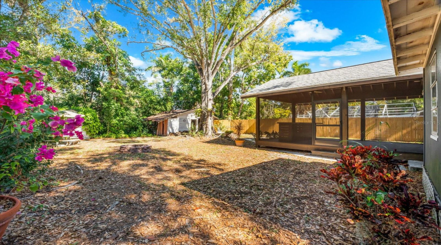 Bradenton, Florida 34205, 2 Bedroom Bedrooms, ,2 Bathroombathrooms,Residential,For Sale,8Th,0,Mfra4681182