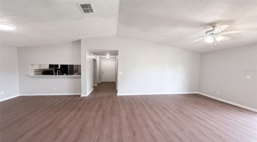 Orlando, Florida 32839, 2 Bedroom Bedrooms, ,2 Bathroombathrooms,Residential,For Sale,Via Hacienda,0,Mfro6428890