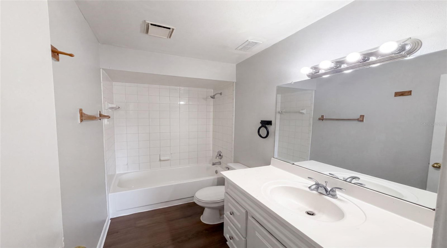 Orlando, Florida 32839, 2 Bedroom Bedrooms, ,2 Bathroombathrooms,Residential,For Sale,Via Hacienda,0,Mfro6428890