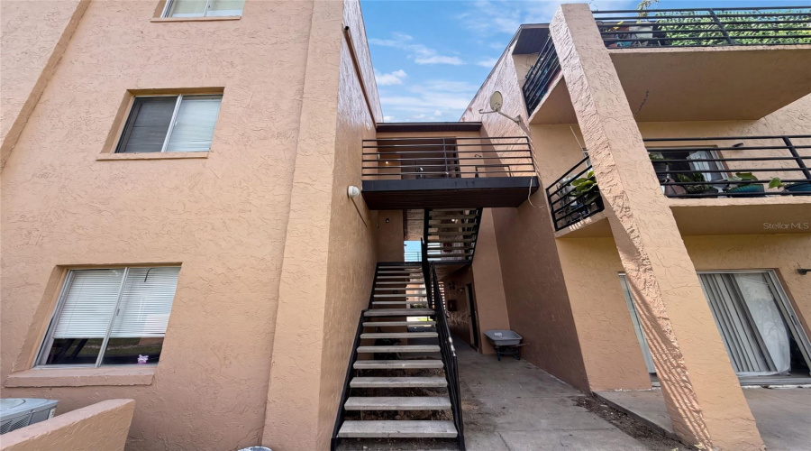 Orlando, Florida 32839, 2 Bedroom Bedrooms, ,2 Bathroombathrooms,Residential,For Sale,Via Hacienda,0,Mfro6428890