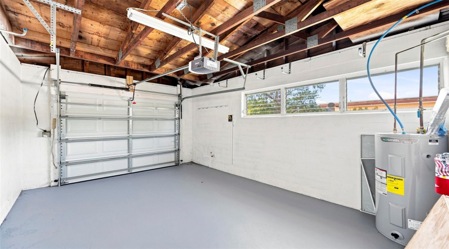 Largo, Florida 33770, 2 Bedroom Bedrooms, ,1 Bathroombathrooms,Residential,For Sale,12Th,0,Mfrtb8539137