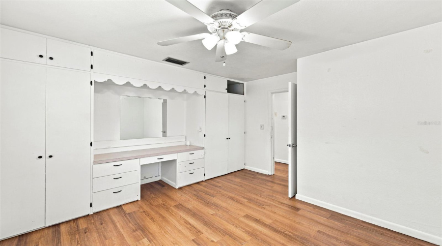 Largo, Florida 33770, 2 Bedroom Bedrooms, ,1 Bathroombathrooms,Residential,For Sale,12Th,0,Mfrtb8539137