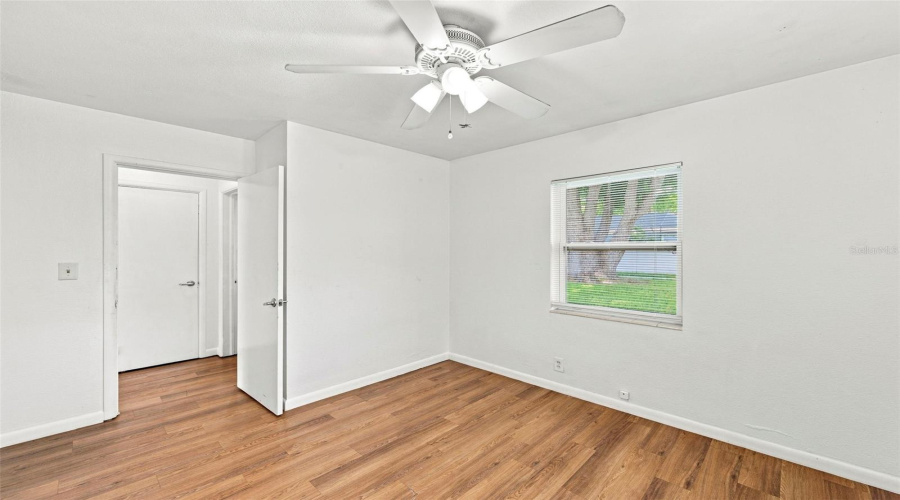 Largo, Florida 33770, 2 Bedroom Bedrooms, ,1 Bathroombathrooms,Residential,For Sale,12Th,0,Mfrtb8539137