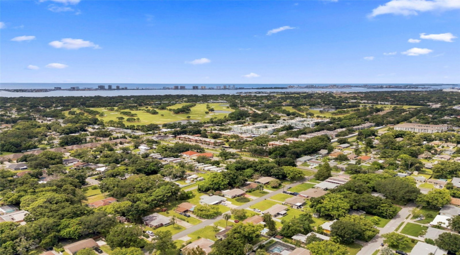 Largo, Florida 33770, 2 Bedroom Bedrooms, ,1 Bathroombathrooms,Residential,For Sale,12Th,0,Mfrtb8539137