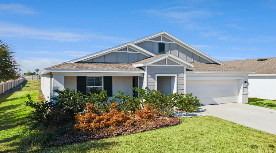 Haines City, Florida 33844, 4 Bedroom Bedrooms, ,3 Bathroombathrooms,Residential,For Sale,Kayak,0,Mfrg5107581