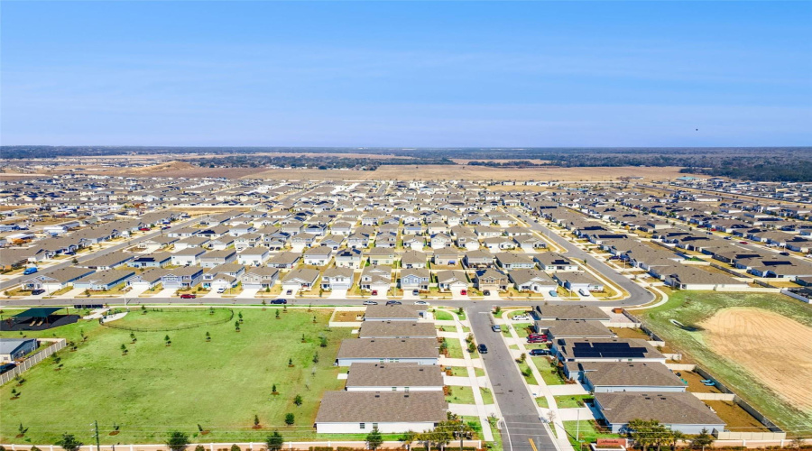 Haines City, Florida 33844, 4 Bedroom Bedrooms, ,3 Bathroombathrooms,Residential,For Sale,Kayak,0,Mfrg5107581