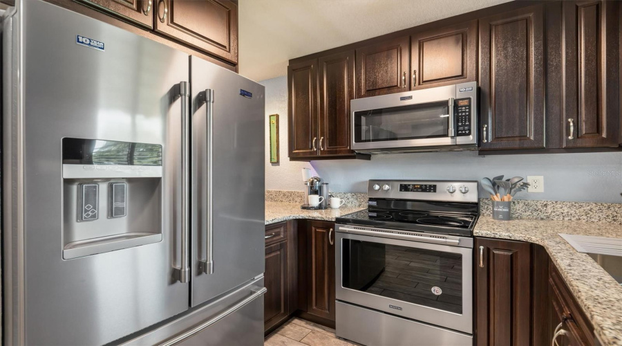Maytag Appliance Suite