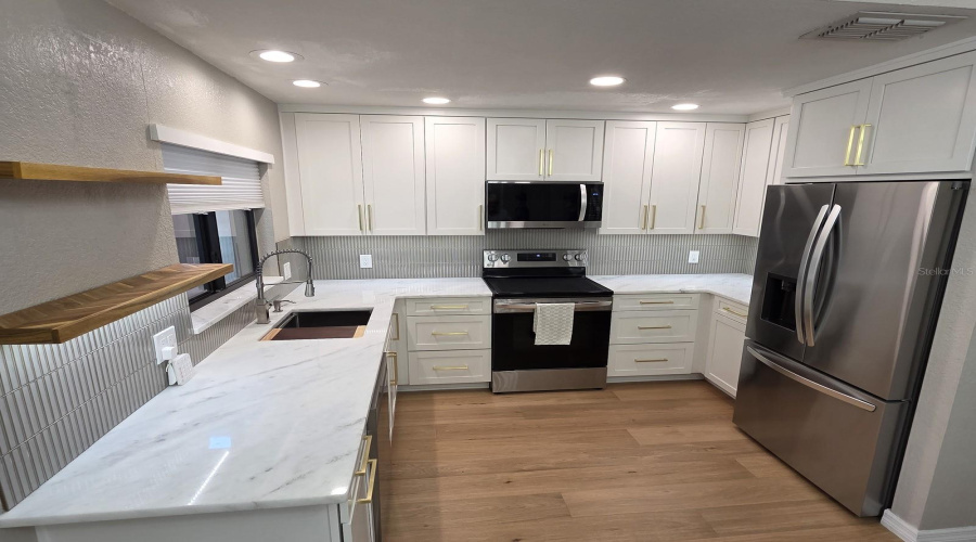 Clearwater, Florida 33761, 2 Bedroom Bedrooms, ,2 Bathroombathrooms,Residential,For Sale,Countryside,0,Mfrw7888598