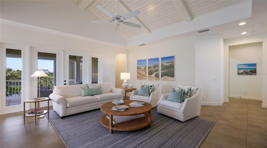Bradenton, Florida 34209, 3 Bedroom Bedrooms, ,2 Bathroombathrooms,Residential,For Sale,Sapphire Lake,0,Mfra4692418