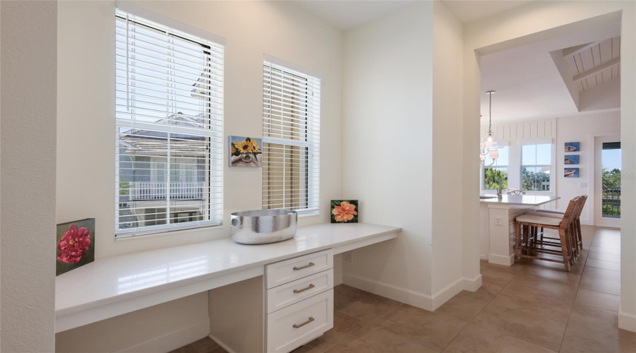 Bradenton, Florida 34209, 3 Bedroom Bedrooms, ,2 Bathroombathrooms,Residential,For Sale,Sapphire Lake,0,Mfra4692418