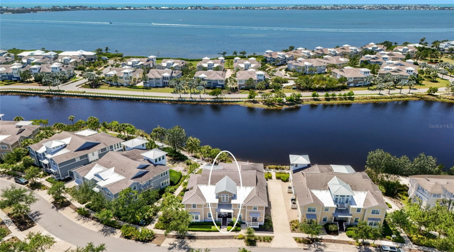 Bradenton, Florida 34209, 3 Bedroom Bedrooms, ,2 Bathroombathrooms,Residential,For Sale,Sapphire Lake,0,Mfra4692418