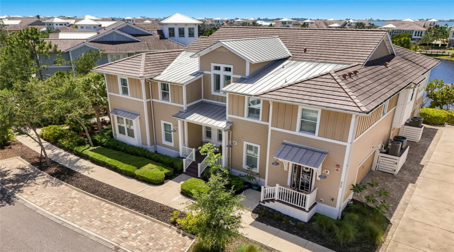 Bradenton, Florida 34209, 3 Bedroom Bedrooms, ,2 Bathroombathrooms,Residential,For Sale,Sapphire Lake,0,Mfra4692418