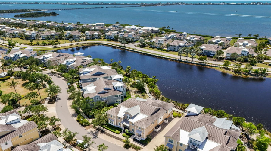 Bradenton, Florida 34209, 3 Bedroom Bedrooms, ,2 Bathroombathrooms,Residential,For Sale,Sapphire Lake,0,Mfra4692418