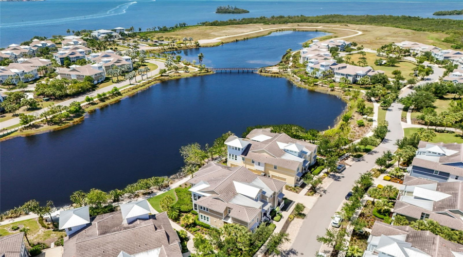 Bradenton, Florida 34209, 3 Bedroom Bedrooms, ,2 Bathroombathrooms,Residential,For Sale,Sapphire Lake,0,Mfra4692418