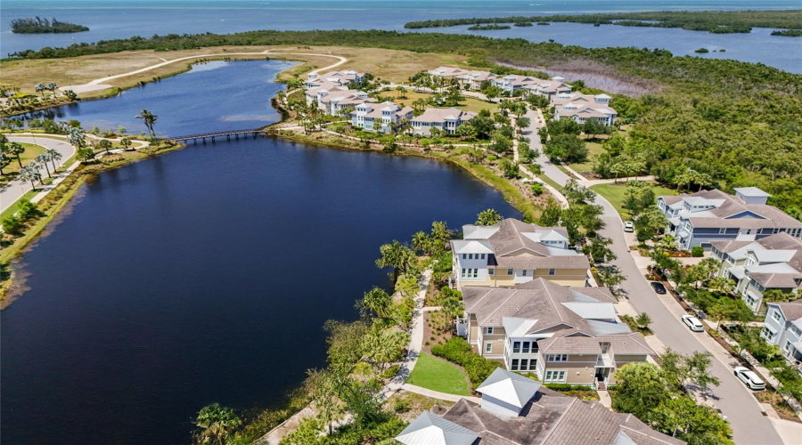 Bradenton, Florida 34209, 3 Bedroom Bedrooms, ,2 Bathroombathrooms,Residential,For Sale,Sapphire Lake,0,Mfra4692418