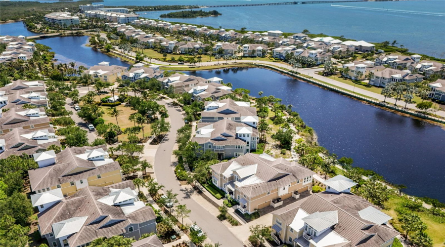 Bradenton, Florida 34209, 3 Bedroom Bedrooms, ,2 Bathroombathrooms,Residential,For Sale,Sapphire Lake,0,Mfra4692418
