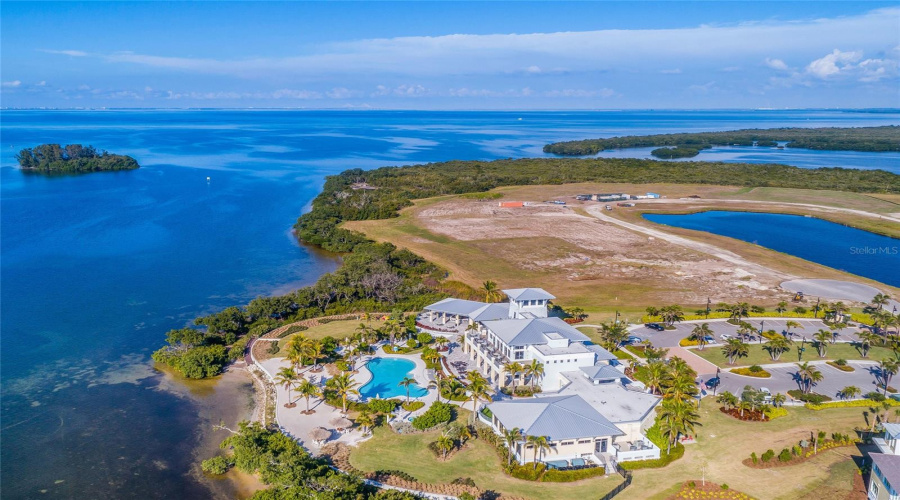 Bradenton, Florida 34209, 3 Bedroom Bedrooms, ,2 Bathroombathrooms,Residential,For Sale,Sapphire Lake,0,Mfra4692418