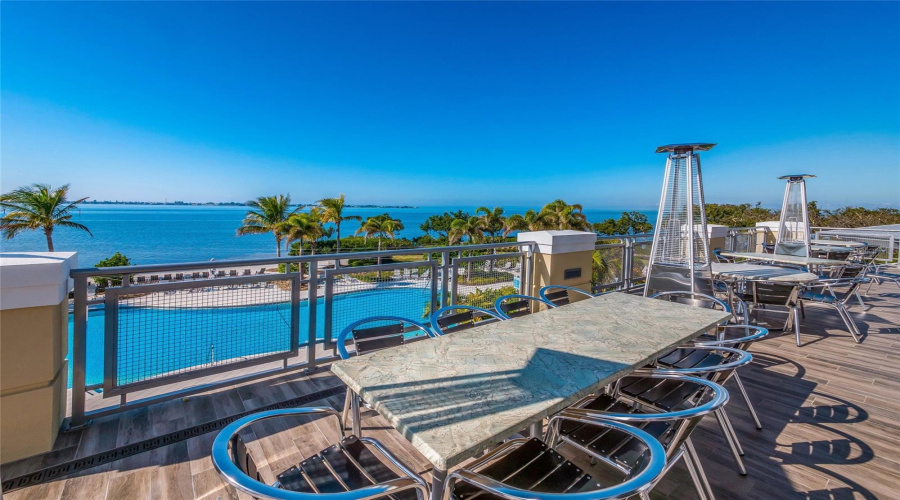 Bradenton, Florida 34209, 3 Bedroom Bedrooms, ,2 Bathroombathrooms,Residential,For Sale,Sapphire Lake,0,Mfra4692418