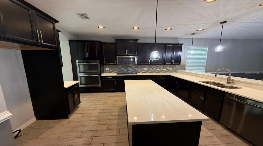St Cloud, Florida 34771, 5 Bedroom Bedrooms, ,3 Bathroombathrooms,Residential,For Sale,Villa Rosa,0,Mfro6416865