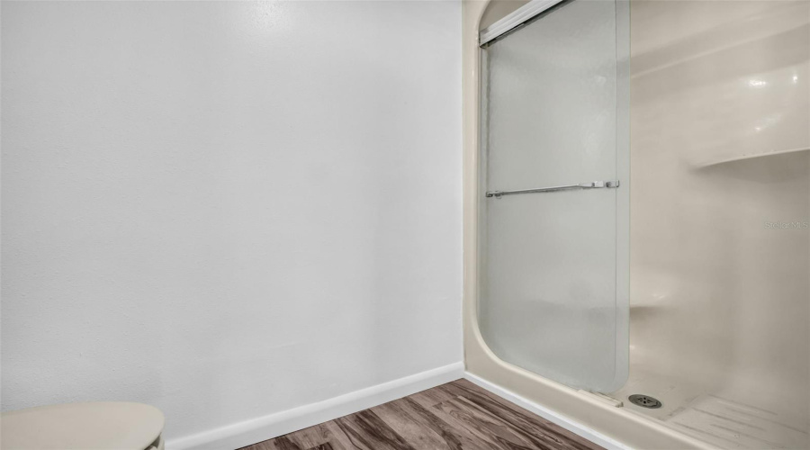 Clearwater, Florida 33756, 2 Bedroom Bedrooms, ,2 Bathroombathrooms,Residential,For Sale,Rogers,0,Mfrtb8523606