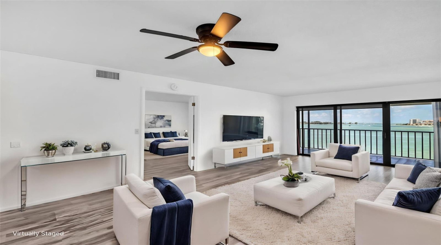 Clearwater, Florida 33756, 2 Bedroom Bedrooms, ,2 Bathroombathrooms,Residential,For Sale,Rogers,0,Mfrtb8523606