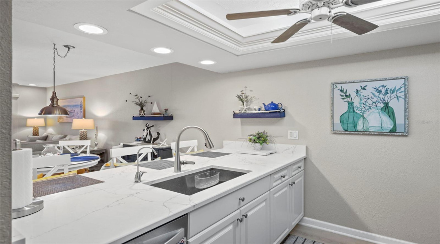 Punta Gorda, Florida 33980, 2 Bedroom Bedrooms, ,2 Bathroombathrooms,Residential,For Sale,Oakview,0,Mfrd6140441