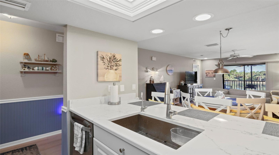 Punta Gorda, Florida 33980, 2 Bedroom Bedrooms, ,2 Bathroombathrooms,Residential,For Sale,Oakview,0,Mfrd6140441
